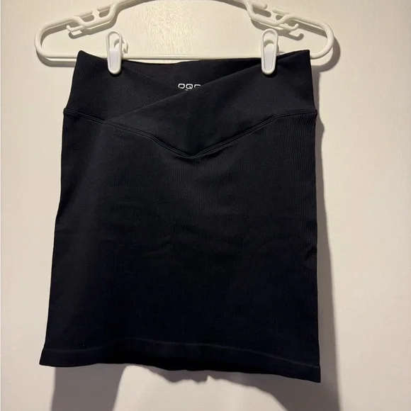 OQQ High Waist Crossover Ribbed Mini Skirt NWOT - Picture 1 of 4